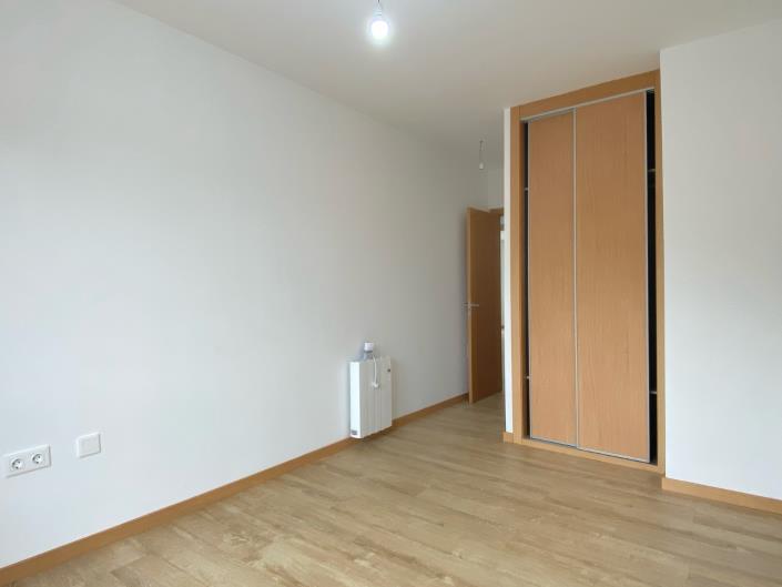 Image No.23-2 Bed Apartment for sale