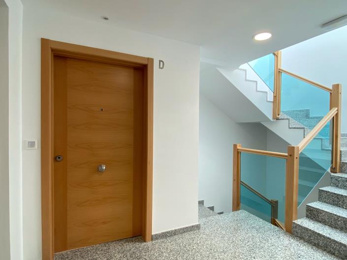 Image No.23-2 Bed Apartment for sale