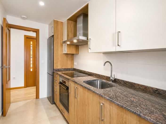 Image No.8-2 Bed Apartment for sale