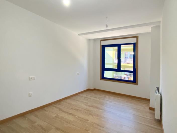 Image No.23-2 Bed Apartment for sale
