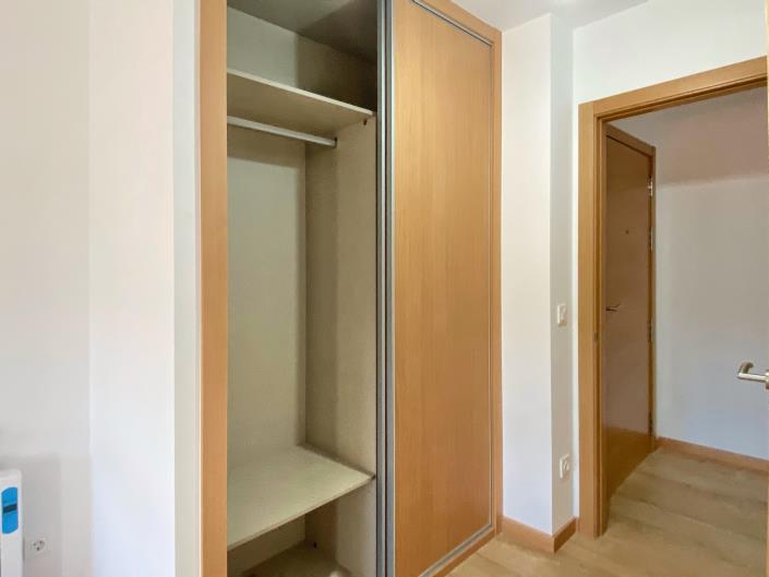 Image No.22-2 Bed Apartment for sale
