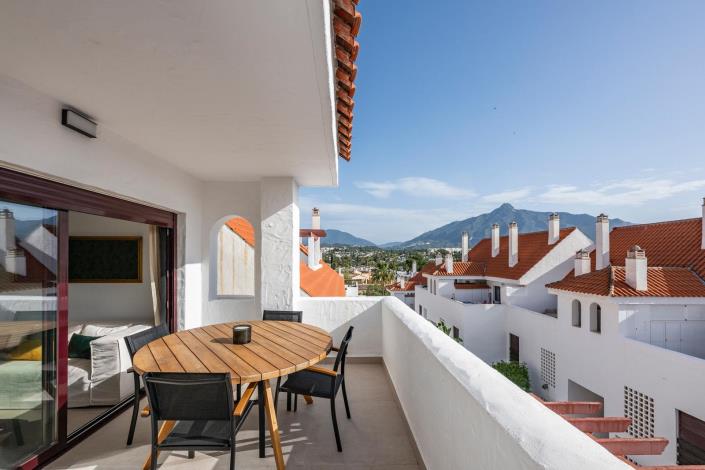 Image No.15-3 Bed Apartment for sale