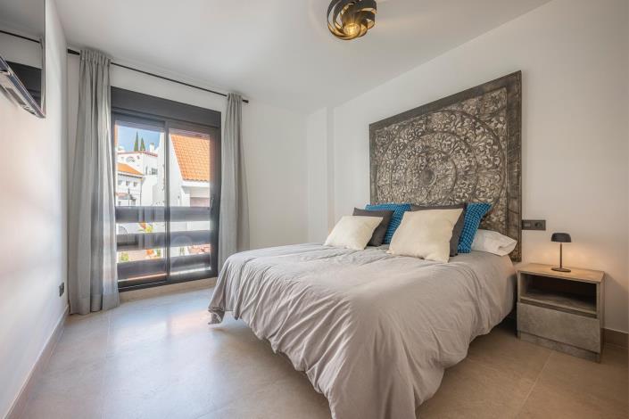 Image No.19-3 Bed Apartment for sale