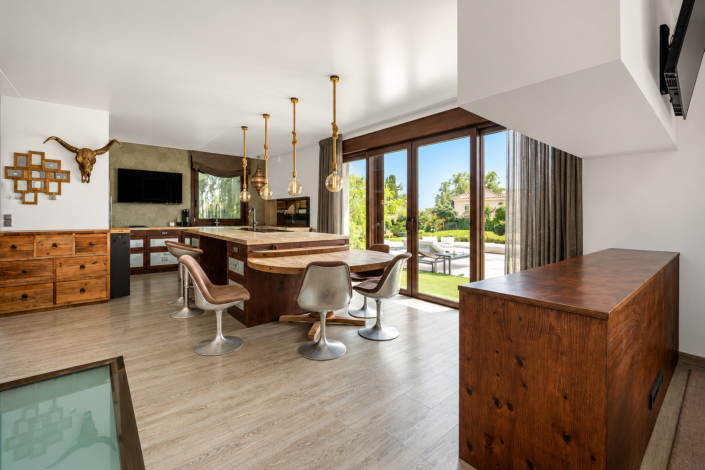 Image No.4-5 Bed Villa / Detached for sale