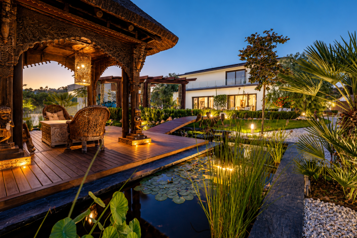 Image No.8-5 Bed Villa / Detached for sale