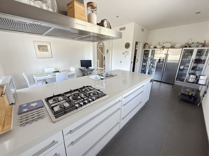 Image No.50-7 Bed Villa for sale