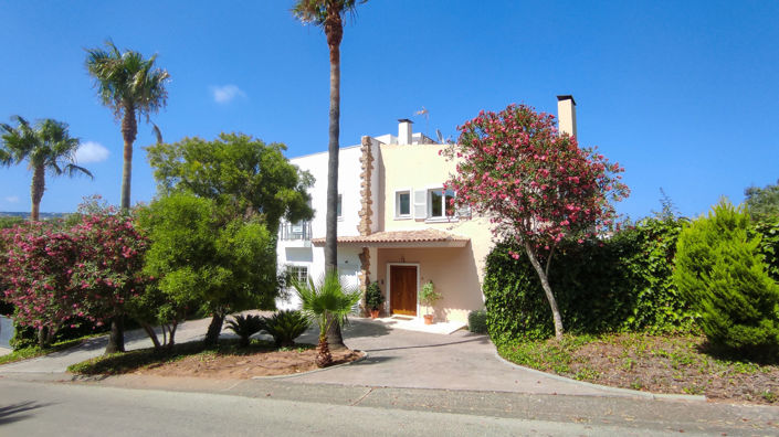 Image No.7-7 Bed Villa for sale