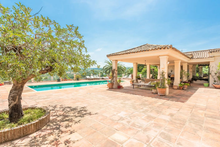 Image No.24-9 Bed Villa for sale