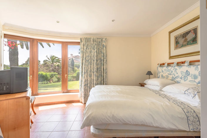 Image No.30-9 Bed Villa for sale