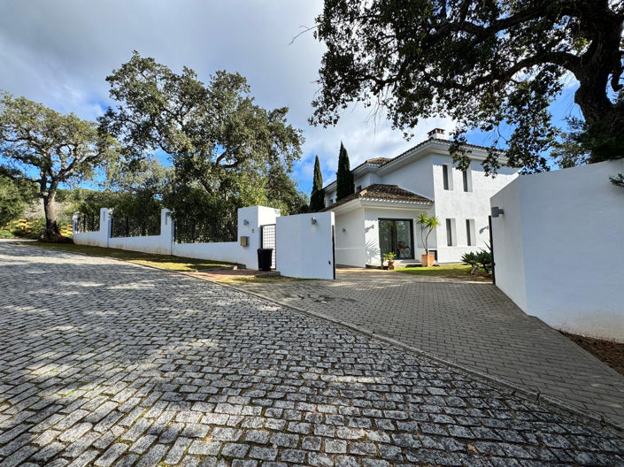 Image No.19-6 Bed Villa for sale
