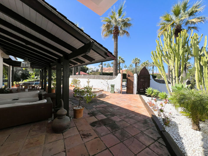 Image No.10-6 Bed Villa for sale