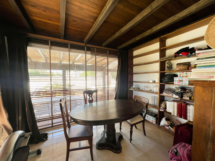 Image No.16-6 Bed Villa for sale