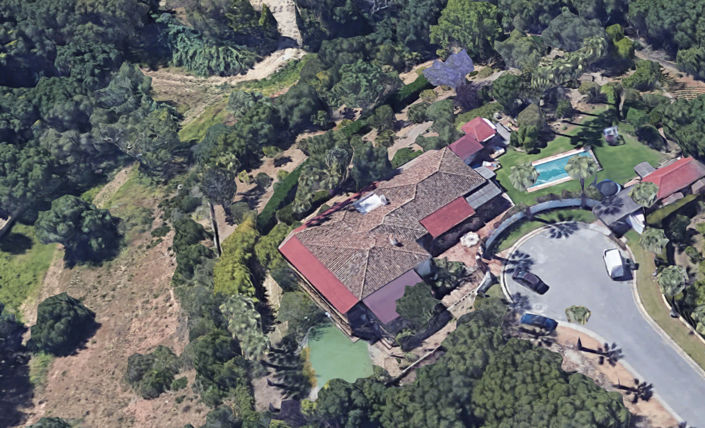 Image No.2-6 Bed Villa for sale