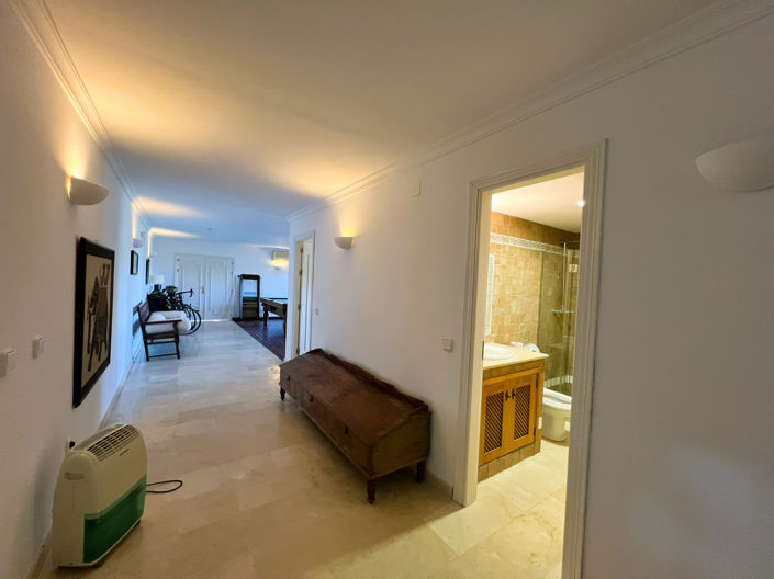 Image No.26-6 Bed Villa for sale