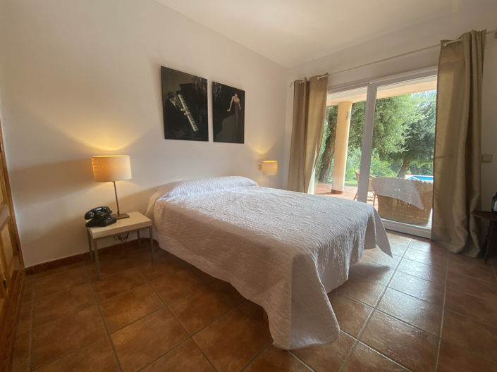 Image No.11-5 Bed Villa for sale