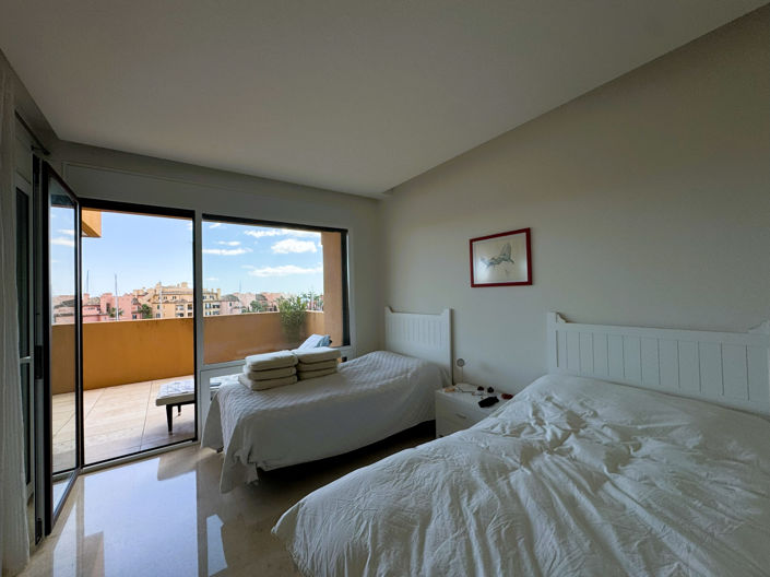 Image No.17-Appartement de 4 chambres à vendre à Sotogrande playa