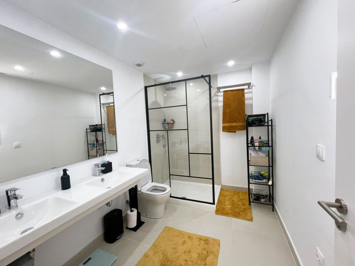 Image No.10-3 Bed Apartment for sale