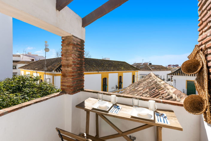 Image No.12-2 Bed House for sale