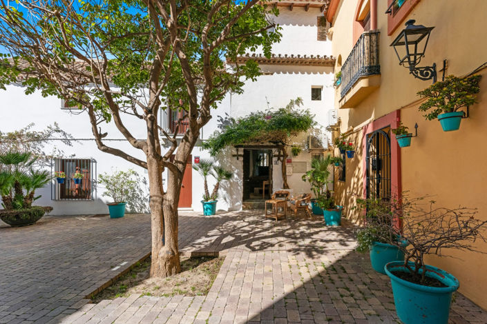 Image No.26-2 Bed House for sale