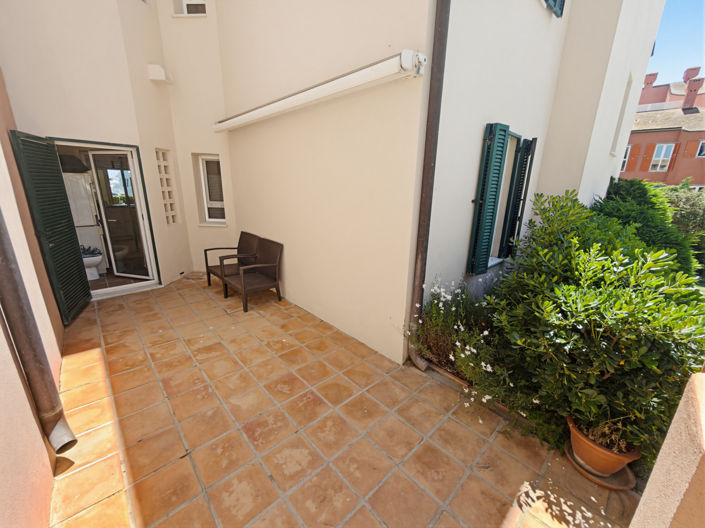 Image No.17-2 Bed Apartment for sale