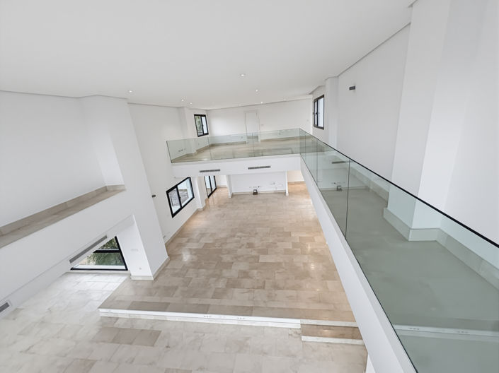 Image No.13-6 Bed Villa for sale