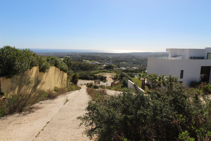 Image No.27-6 Bed Plot for sale