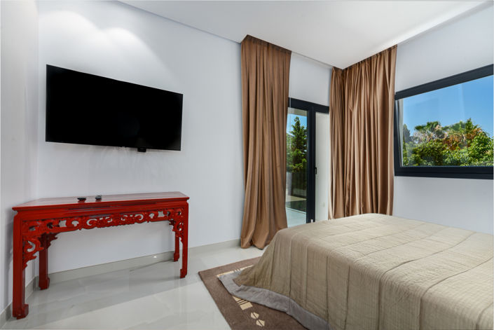 Image No.48-4 Bed Villa for sale