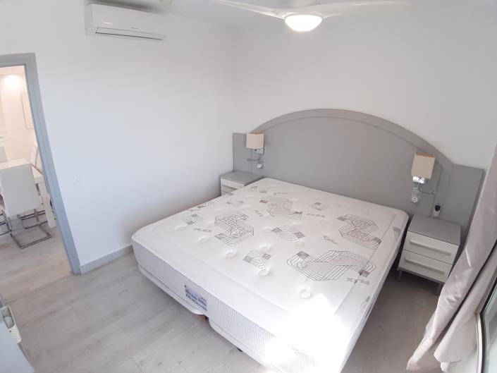 Image No.20-2 Bed Apartment for sale