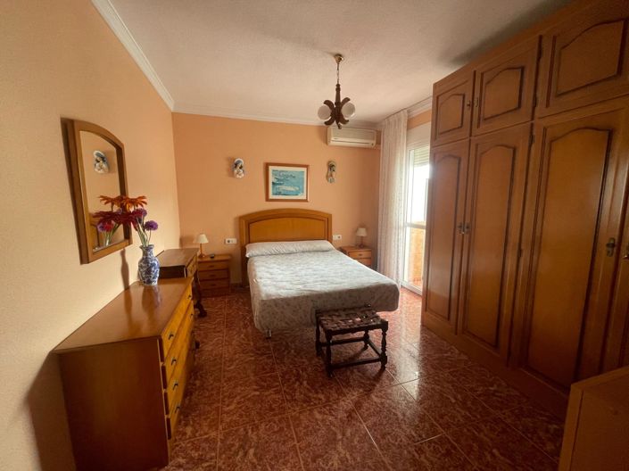 Image No.23-2 Bed Apartment for sale