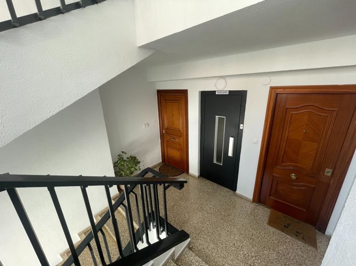 Image No.50-2 Bed Apartment for sale