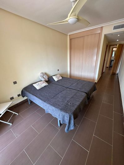 Image No.20-2 Bed Apartment for sale