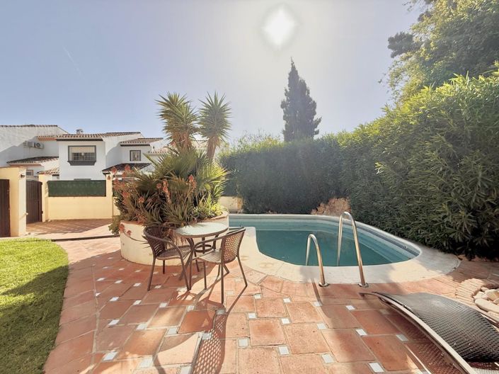 Image No.2-4 Bed Semi-Detached for sale