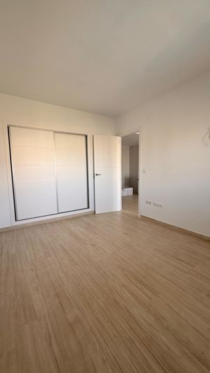 Image No.21-1 Bed Apartment for sale
