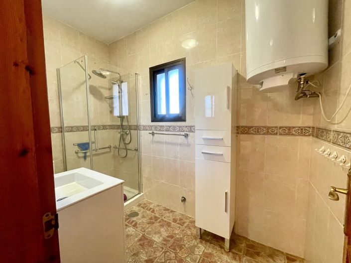 Image No.26-3 Bed Villa for sale
