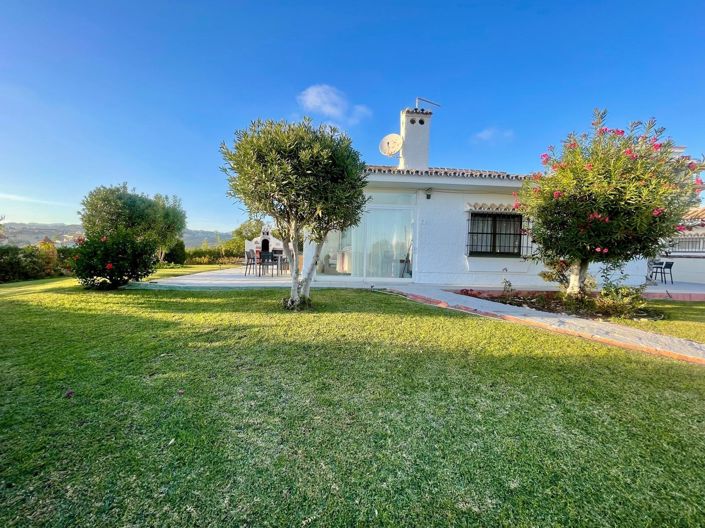Image No.7-3 Bed Villa for sale