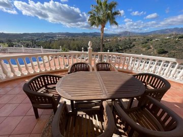 5-2