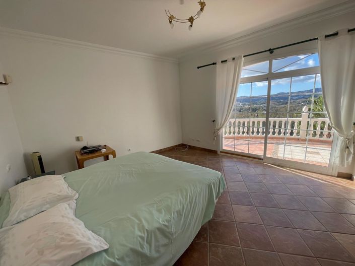 Image No.39-5 Bed Villa for sale