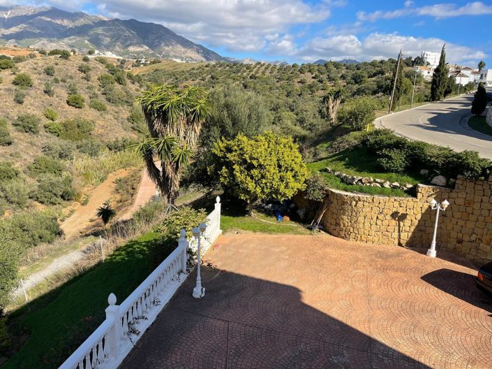 Image No.43-5 Bed Villa for sale