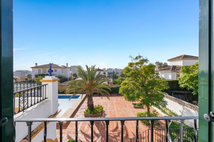 Image No.19-5 Bed Villa for sale