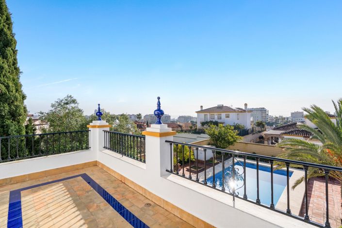 Image No.23-5 Bed Villa for sale