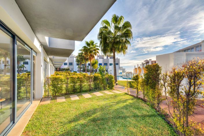 Image No.2-3 Bed Property for sale