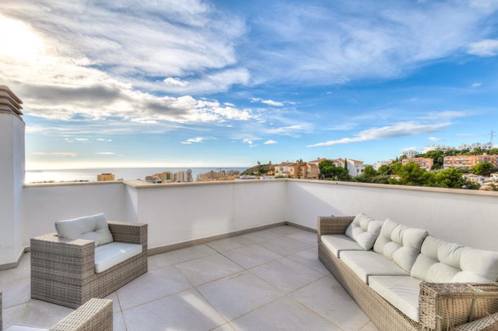 Image No.22-3 Bed Property for sale