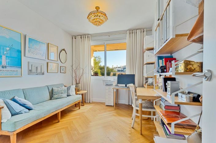 Image No.23-4 Bed Penthouse for sale