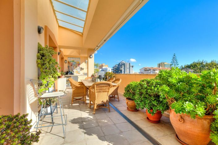 Image No.40-4 Bed Penthouse for sale