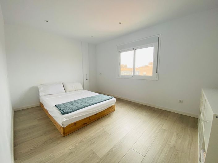Image No.6-3 Bed Penthouse for sale