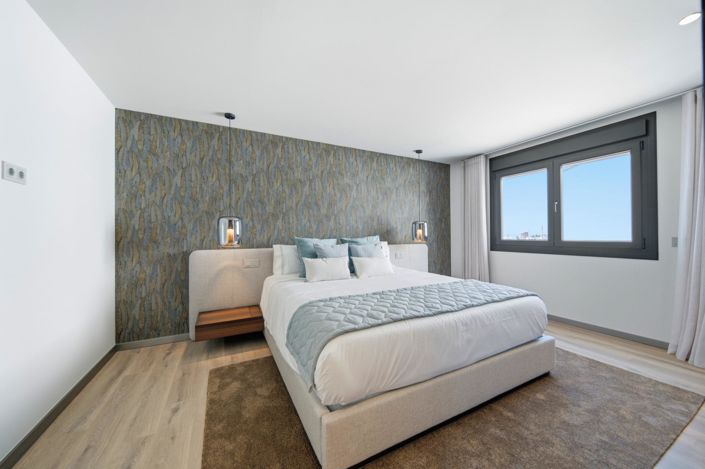 Image No.10-5 Bed Apartment for sale