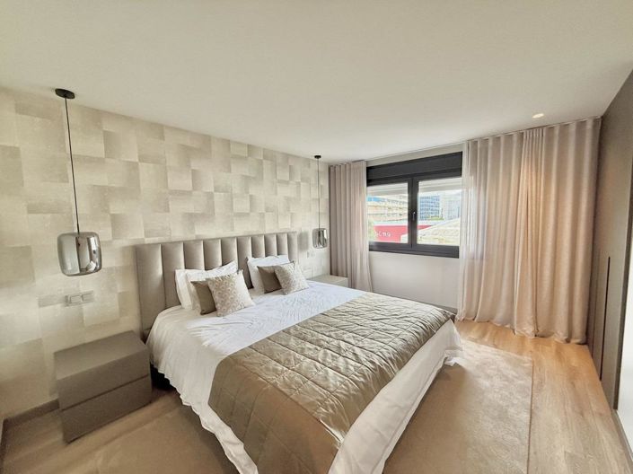 Image No.14-5 Bed Apartment for sale