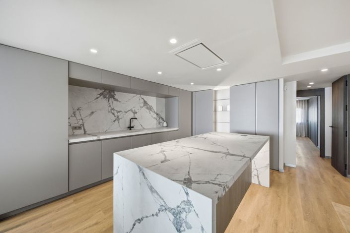 Image No.8-5 Bed Apartment for sale