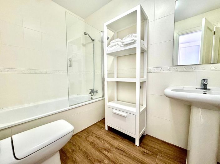 Image No.17-2 Bed Apartment for sale