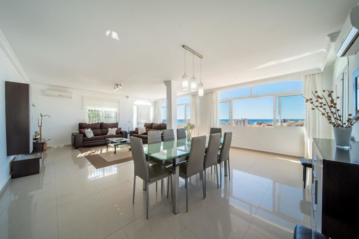 Image No.5-4 Bed Villa for sale